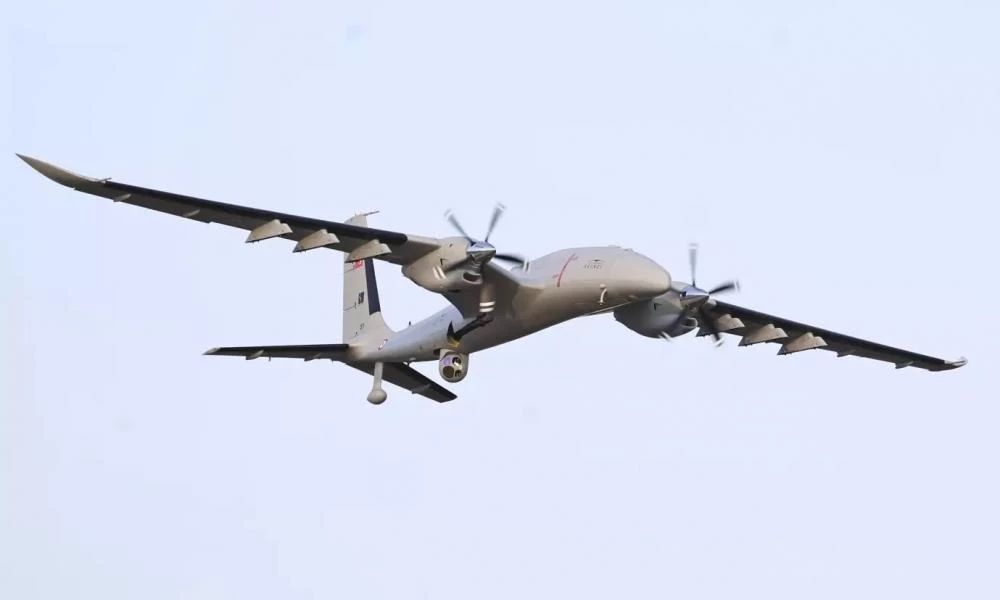 Η Ινδονησία μετά τα Rafale βλέπει τουρκικά drones
